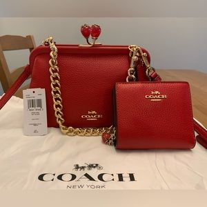 Authentic Coach Nora kisslock and snap wallet with strawberry accessories🍓🍓